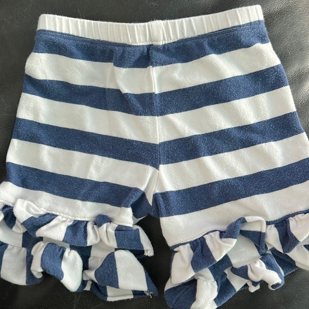 Persnickety shorties 2T